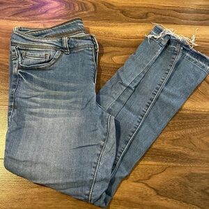 LOW WASTED JEANS
